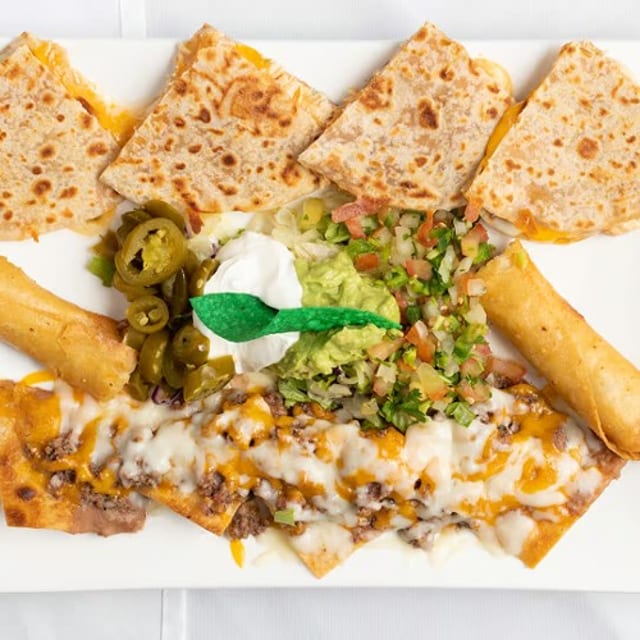 Ñecas Combo.